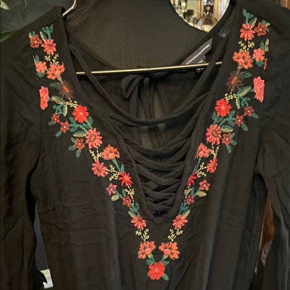 American Eagle Black Floral Embroidered romper - Picture 3 of 8